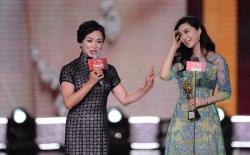 明星牵手爆料最新图片大全,最新甜蜜曝光图集大盘点 第3张 明星牵手爆料最新图片大全,最新甜蜜曝光图集大盘点 第3张